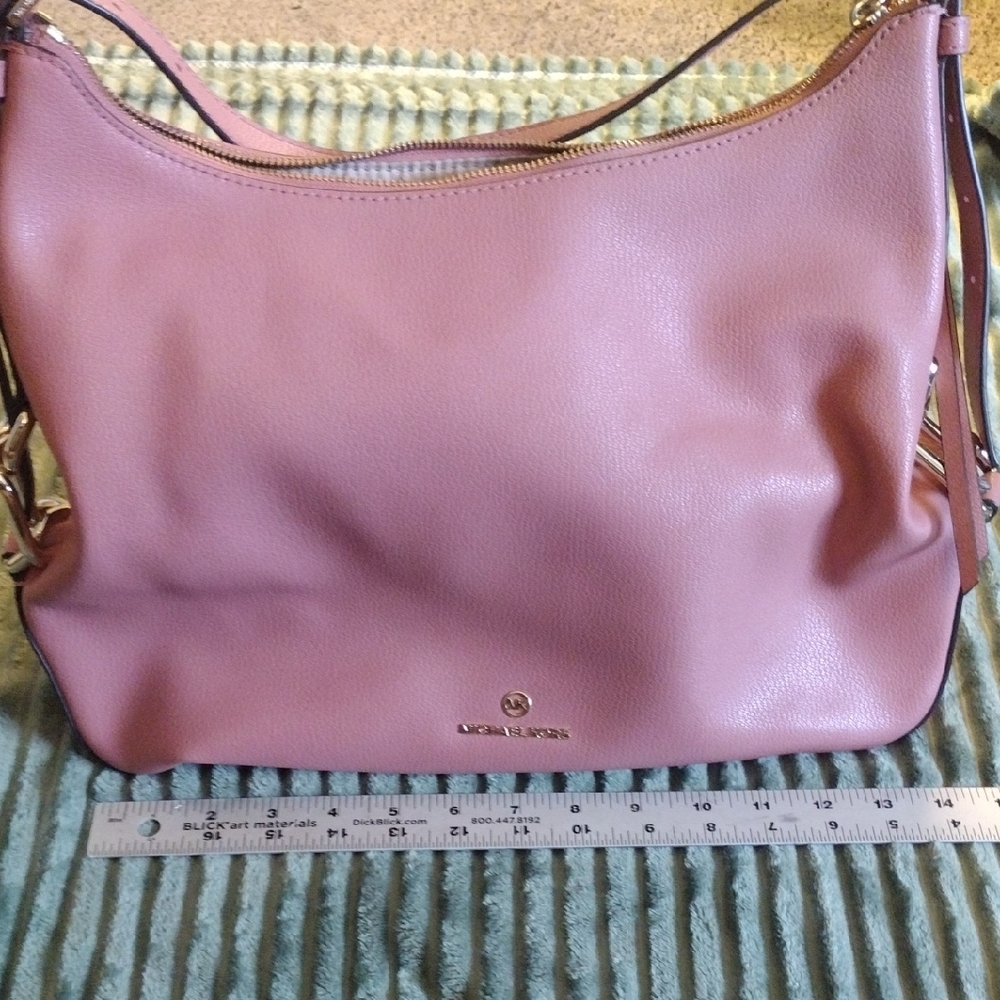 Michael Kors Pink Leather Shoulder Bag